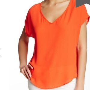 Lush v neck short sleeve tee